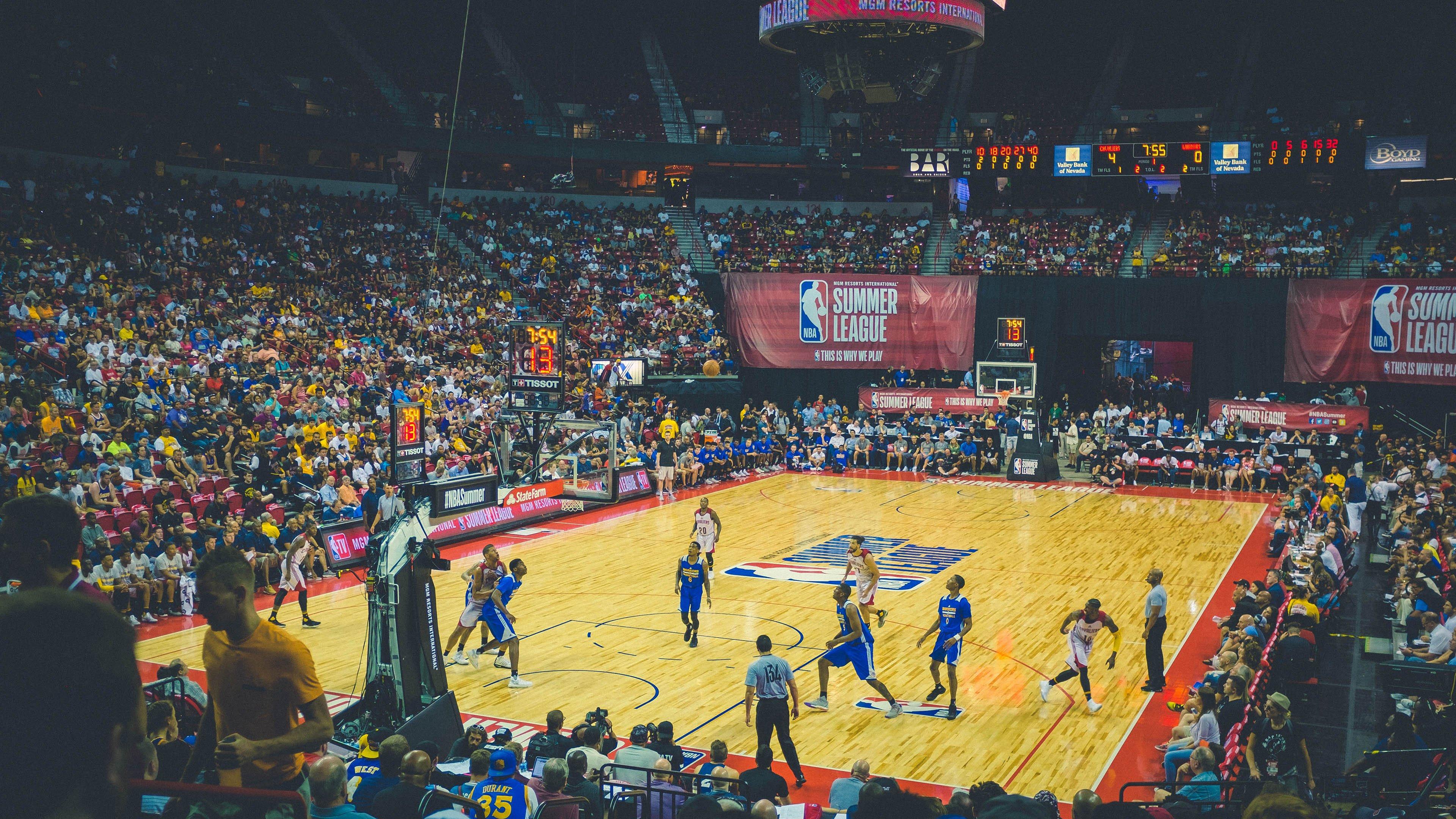 巴萨薪资调整策略，释放特尔施特根薪资或是注册加西亚关键，但非唯一路径